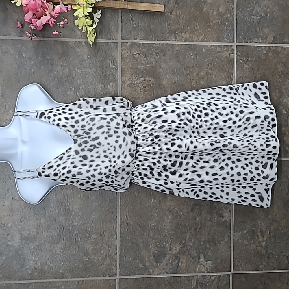 Guess Cheetah print dress XS